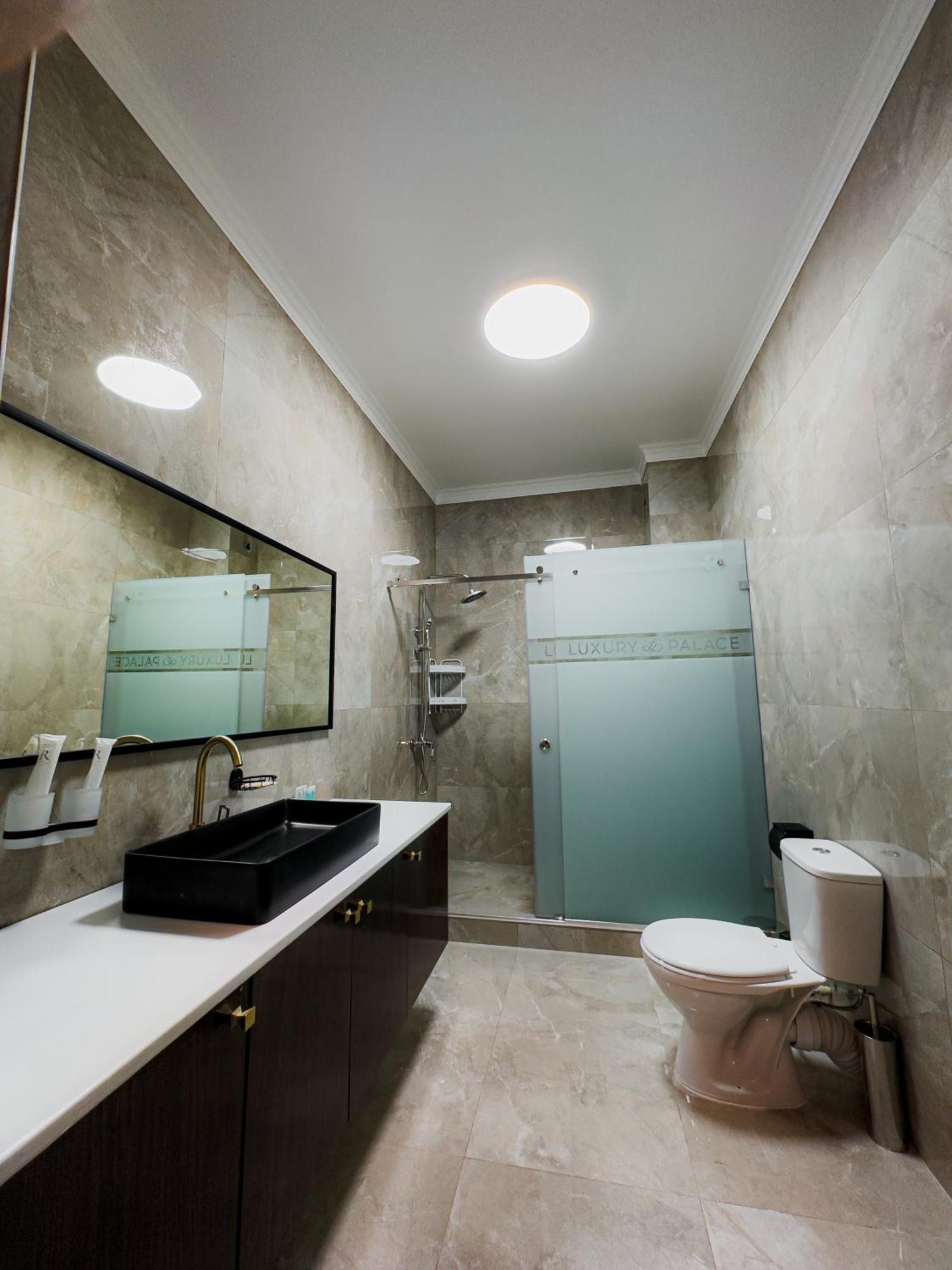 Jasmine Hotel Taraz Exterior photo